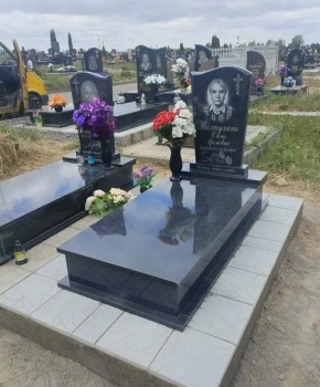 Памятник одиночный 109